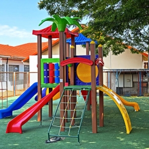 Parquinho Escola Dona Leopoldina