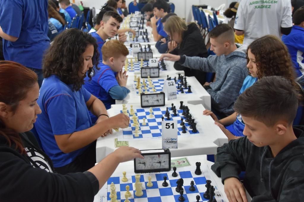 Secretaria de Esportes inicia aulas de xadrez on-line - Thmais